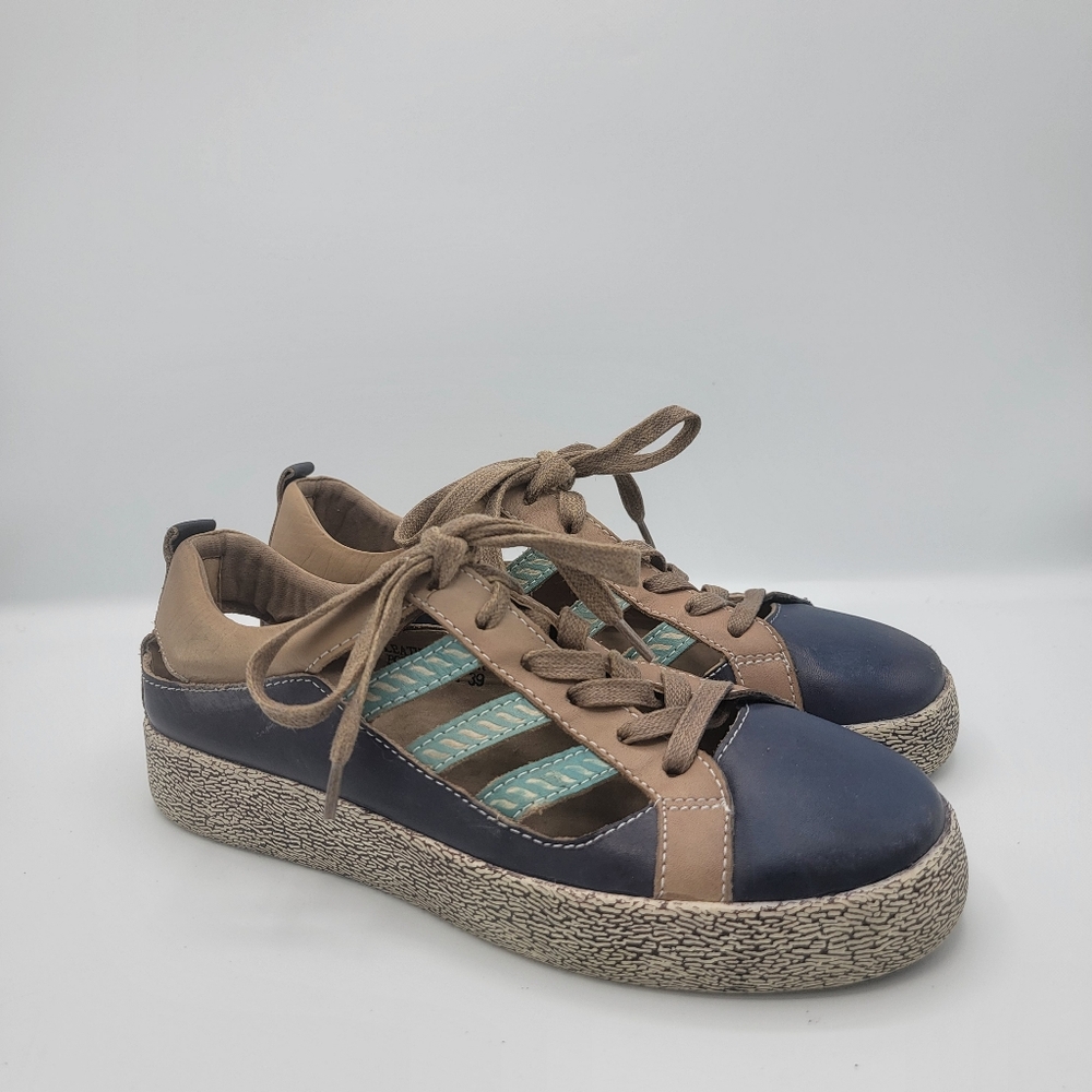 L'ATISTE Navy and Brown Women's Sneakers